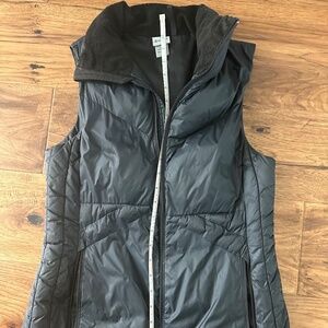 Champion puffer vest